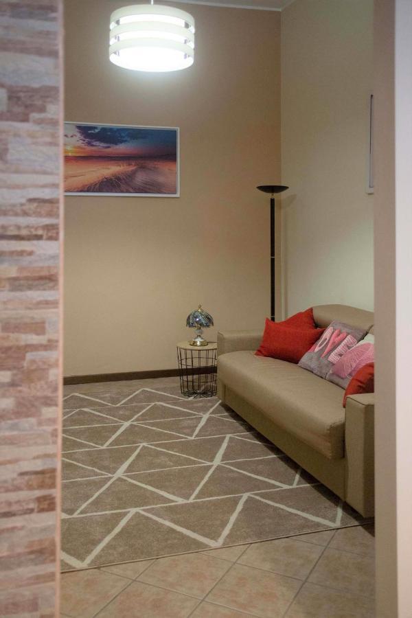 Appartamento Timeless Con Piscina E Tennis Valbrona Екстер'єр фото