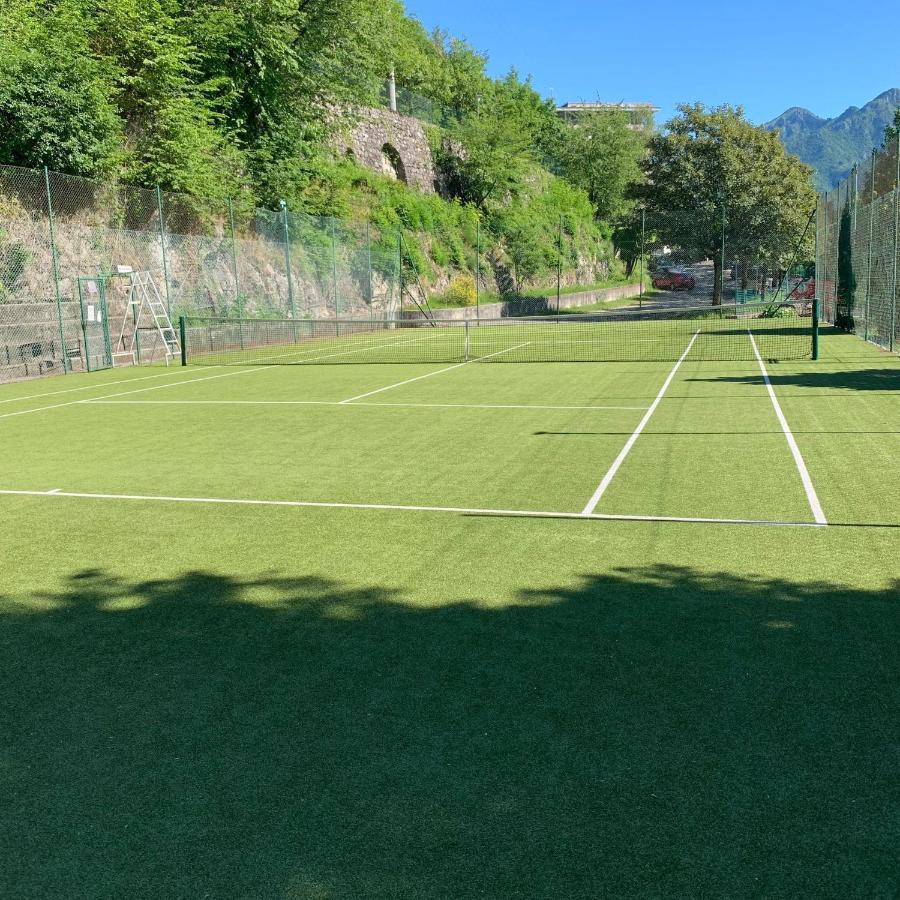 Appartamento Timeless Con Piscina E Tennis Valbrona Екстер'єр фото