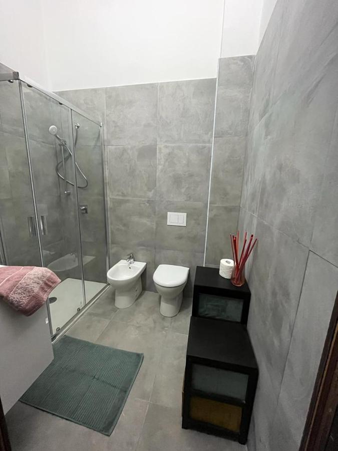 Appartamento Timeless Con Piscina E Tennis Valbrona Екстер'єр фото