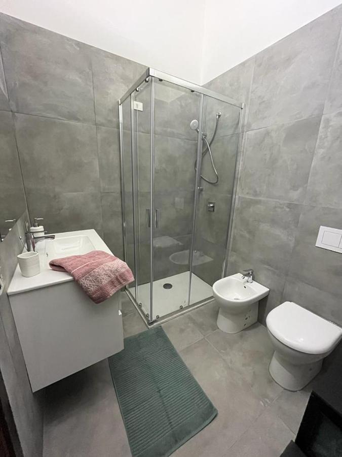 Appartamento Timeless Con Piscina E Tennis Valbrona Екстер'єр фото
